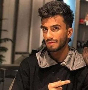 دانلود آهنگ مهراد جم داره بارون میزنه نم نم