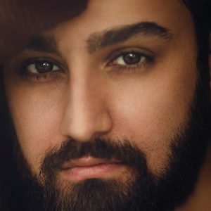 دانلود آهنگ آروم جونم عاشق دیوونه منم امیر عظیمی