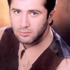 دانلود آهنگ مثل یک رنگین کمون هفت رنگ محمدرضا عیوضی