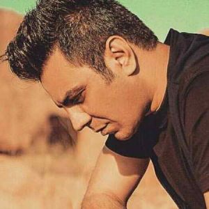 دانلود آهنگ من واسه چشمای توئه اینقدر تنهام گرشا رضایی دانلود آهنگ من واسه چشمای توئه اینقدر تنهام گرشا رضایی