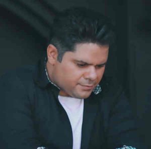 دانلود آهنگ مادر امیر اصفهانی