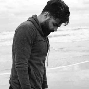دانلود آهنگ سامان یاسین اسکویید گیم