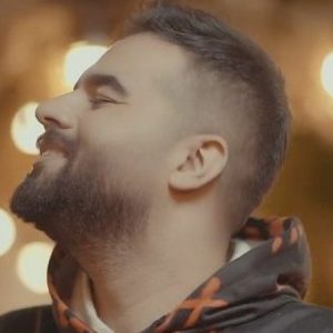 دانلود آهنگ پدر خورشید خونه پدر یه سایبونه شاهین بنان دانلود آهنگ پدر خورشید خونه پدر یه سایبونه شاهین بنان