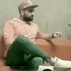 دانلود آهنگ احمد صفایی زل بزن