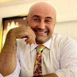 دانلود آهنگ عشق یعنی نرسیدن طعم حسرت رو چشیدن حسام لرنژاد دانلود آهنگ عشق یعنی نرسیدن طعم حسرت رو چشیدن حسام لرنژاد