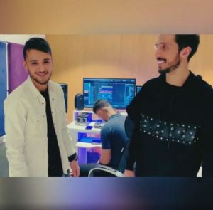 دانلود آهنگ زانکو و متیار مردم واسه خندیدنت دانلود آهنگ زانکو و متیار مردم واسه خندیدنت