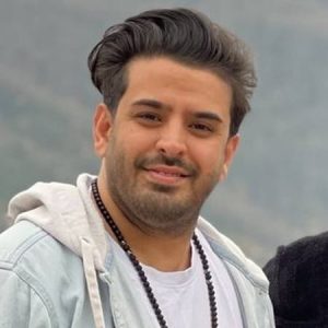 دانلود آهنگ من دارم چه عشقی یه مو بلند مشکی محسن دولت دانلود آهنگ من دارم چه عشقی یه مو بلند مشکی محسن دولت