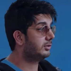 دانلود آهنگ چرا تو تمام قصه حس رفتن داری فرزاد فرزین