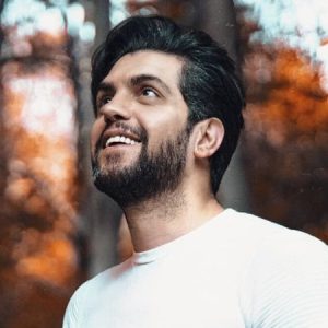 دانلود آهنگ بغلی بگیر چیو بگیرم قر کمرو ماهان زد