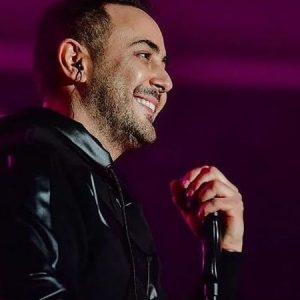 دانلود آهنگ مثل پروانه میشم میگردم هی دور سرت ناصر زینعلی دانلود آهنگ مثل پروانه میشم میگردم هی دور سرت ناصر زینعلی