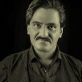 دانلود آهنگ جومه زرد جونم سجاد رزمجو دانلود آهنگ جومه زرد جونم سجاد رزمجو