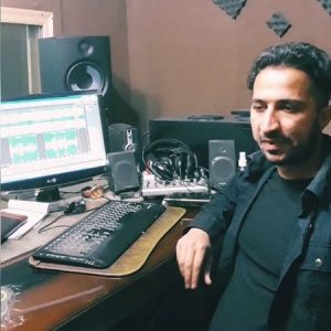 دانلود آهنگ صداش زدم جواب نداد انگار دیه احساس نداشت پوریا ملکی