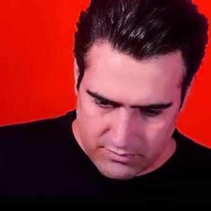 دانلود آهنگ علی فرزامی پیاده رو دانلود آهنگ علی فرزامی پیاده رو