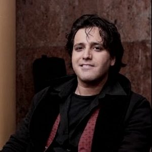 دانلود آهنگ منم من منجی تو کاوه آفاق دانلود آهنگ منم من منجی تو کاوه آفاق