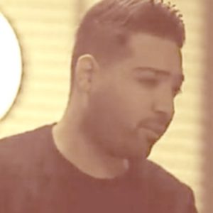 دانلود آهنگ امشب دوباره باز دلم تورو خواست الیاد