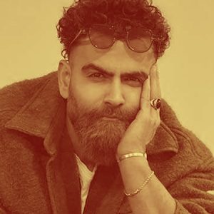 دانلود آهنگ گفتی فقط مال منی جای تو کی خورده زمین معین زد دانلود آهنگ گفتی فقط مال منی جای تو کی خورده زمین معین زد